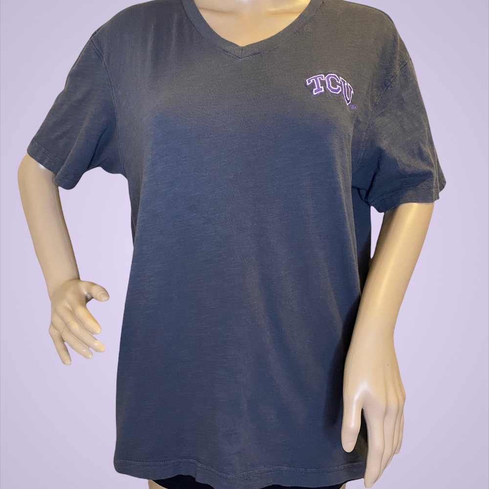 Texas Christian University TCU Horned Frogs V-Neck Tee T-Shirt Size Medium VGC
